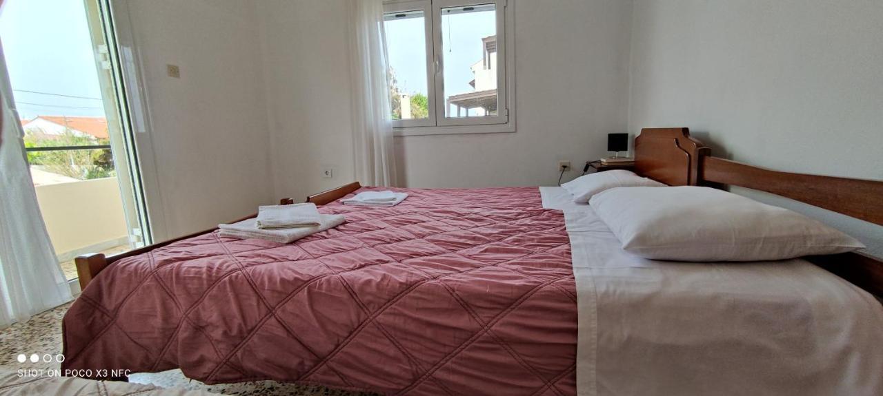 To Spiti Stin Aliki Lägenhet Artemida  Exteriör bild